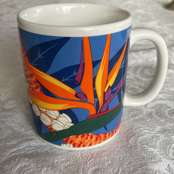 🎉HP🎉 2 for $10 if you bundle 🏝️🏝️ Hilo Hattie Bird of Paradise mug - Picture 2 of 6